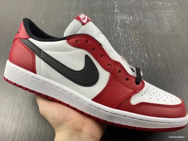 Reps LUCY 705329-600 Jordan Air Retro 1 Chicago Low 0528